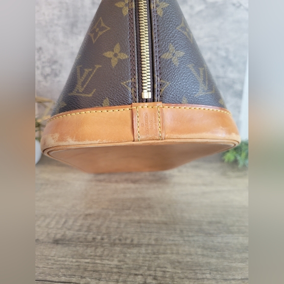 SOLD Louis Vuitton Alma PM - Picture 14 of 15